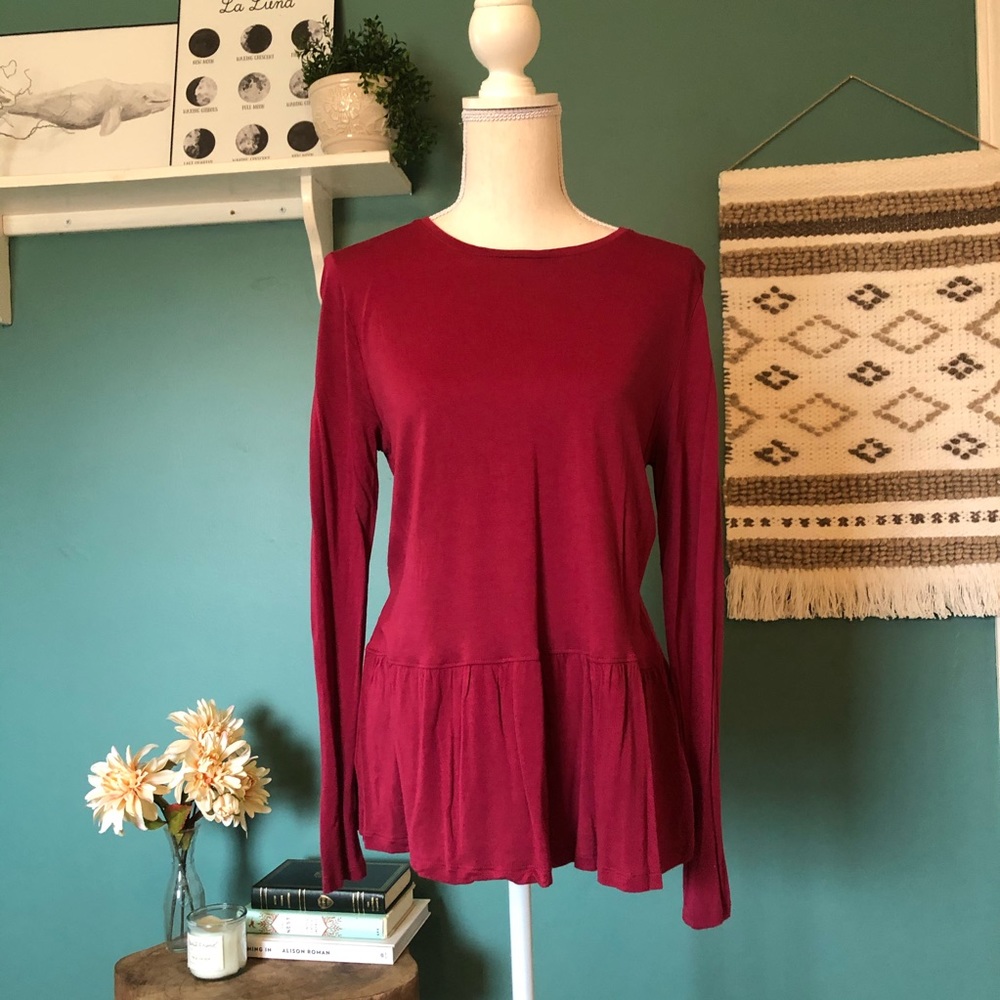 Long Sleeved Top with Ruffled Hem